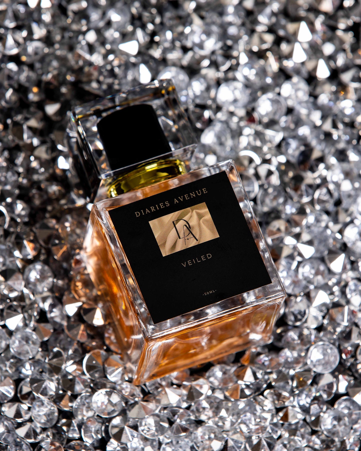 VEILED EAU DE PARFUM